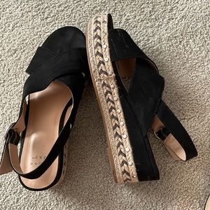 Platform sandals